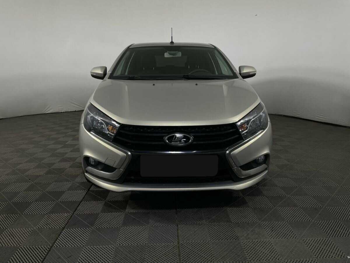 Lada (ВАЗ) Vesta с пробегом — 2018 год. Фото: #1