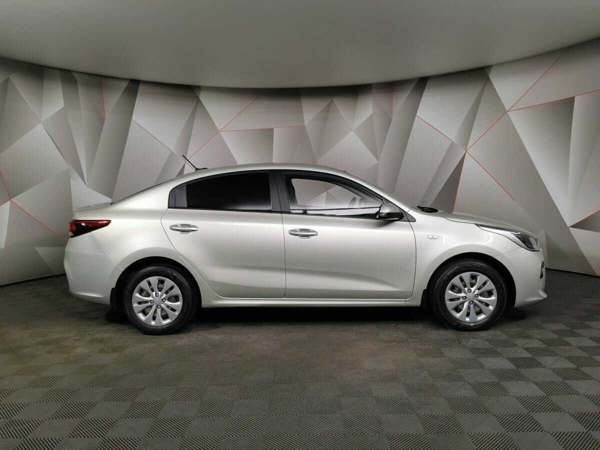 Kia Rio с пробегом — 2018 год. Фото: #5