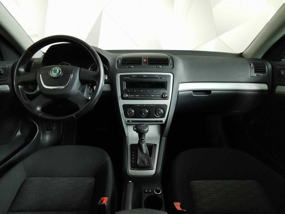 Skoda Octavia с пробегом — 2012 год. Фото: #9