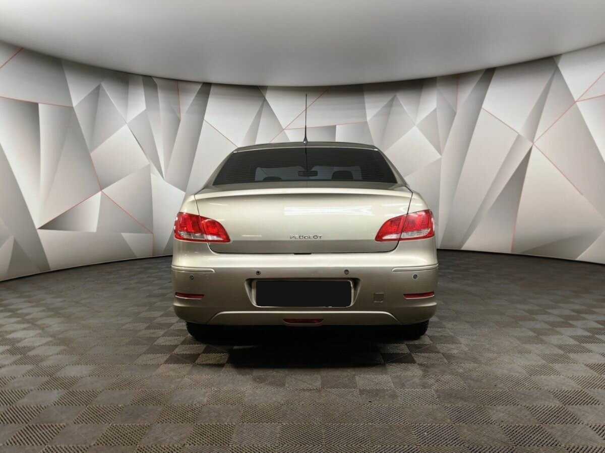 Peugeot 408 с пробегом — 2014 год. Фото: #7