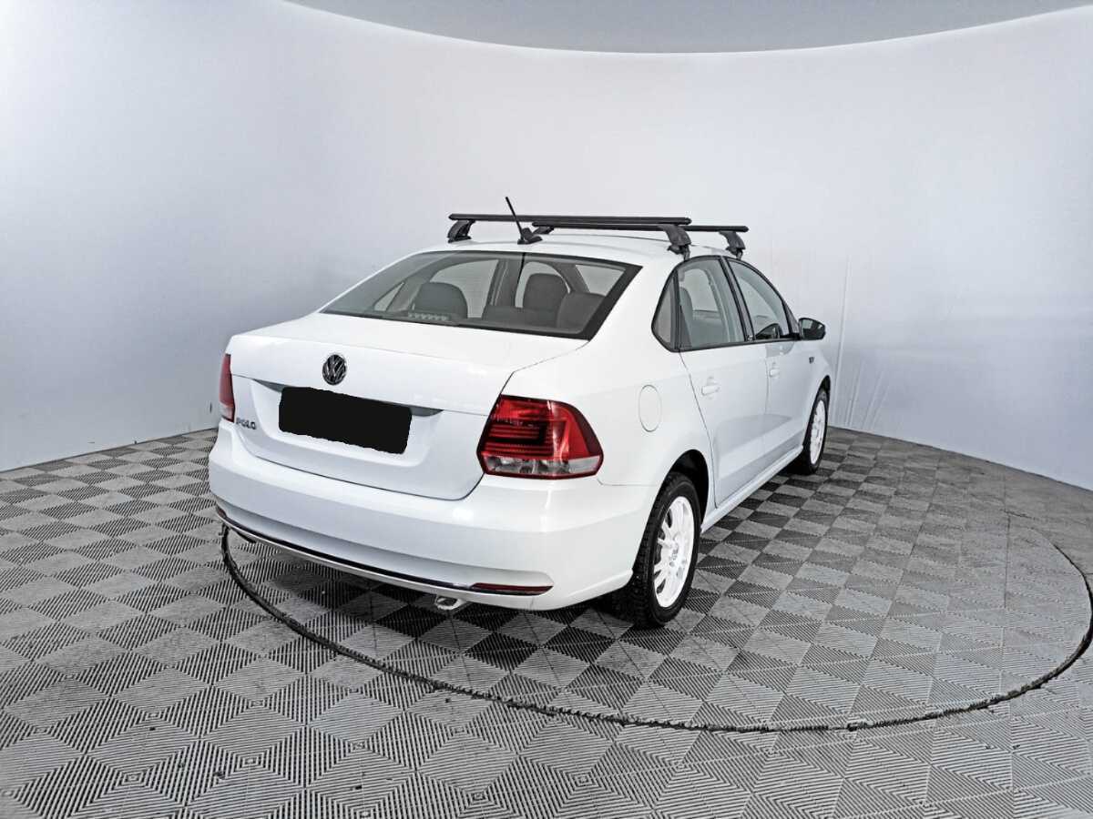 Volkswagen Polo с пробегом — 2017 год. Фото: #4