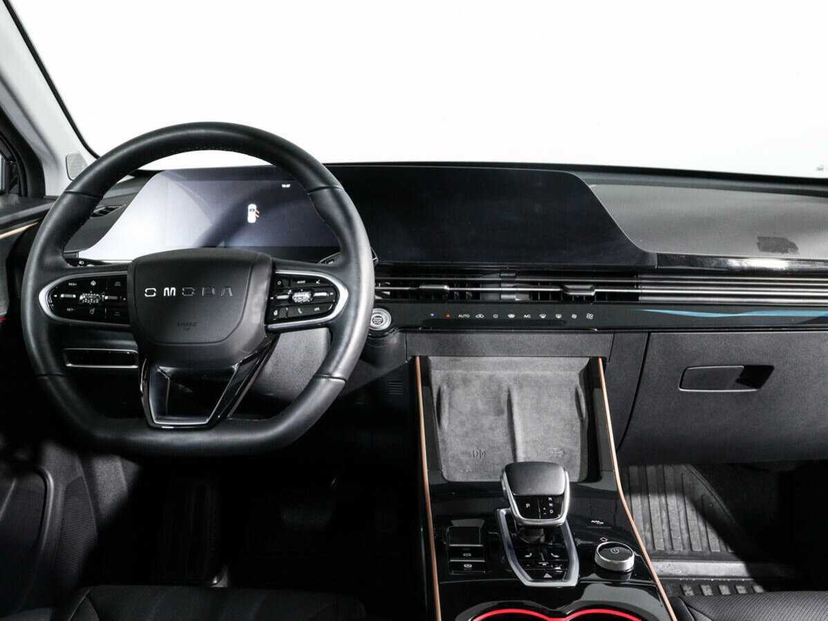 OMODA C5 с пробегом — 2023 год. Фото: #9