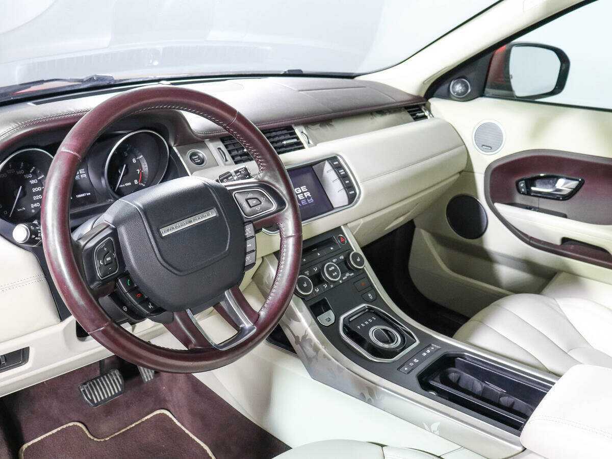 Land Rover Range Rover Evoque с пробегом — 2013 год. Фото: #13