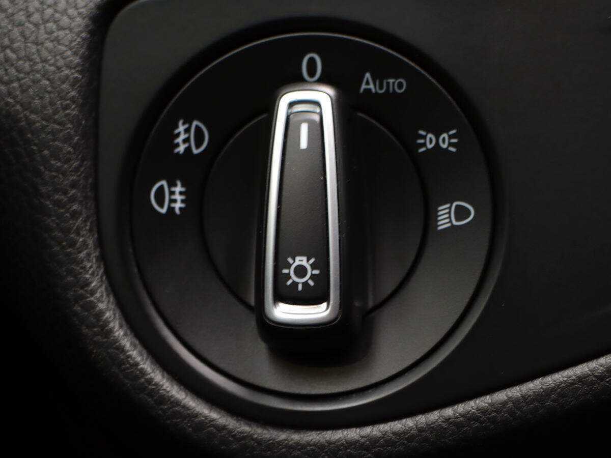 Volkswagen Golf с пробегом — 2013 год. Фото: #13