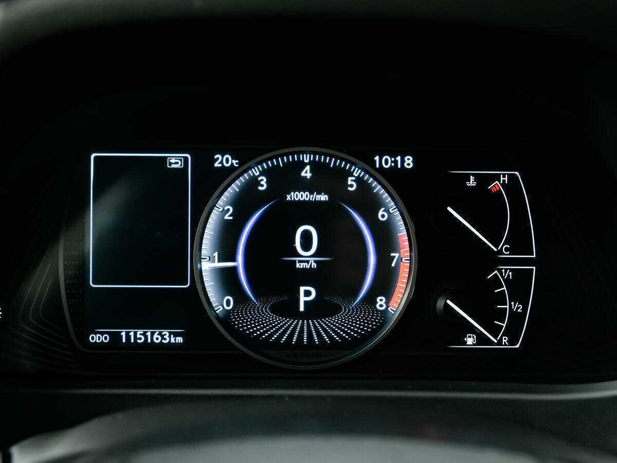 Lexus UX с пробегом — 2021 год. Фото: #9