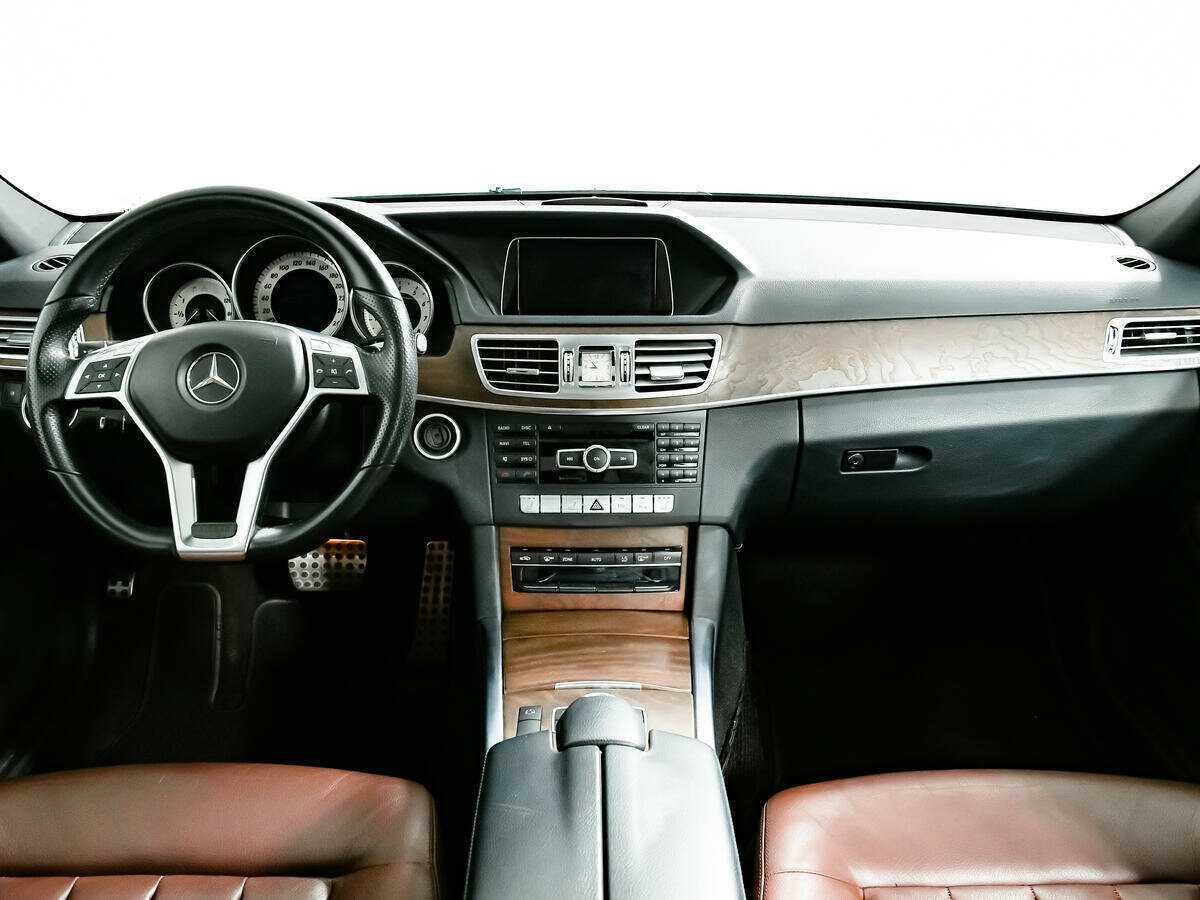 Mercedes-Benz E-Класс с пробегом — 2013 год. Фото: #8