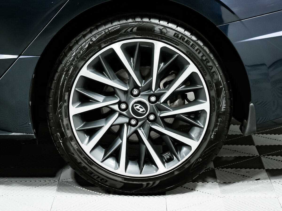 Hyundai Sonata с пробегом — 2019 год. Фото: #11