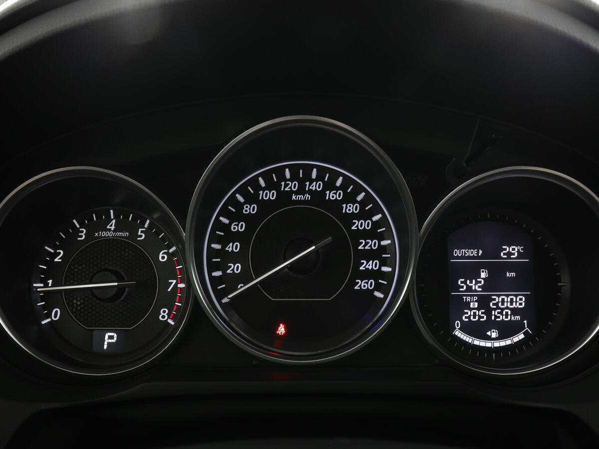 Mazda 6 с пробегом — 2014 год. Фото: #10