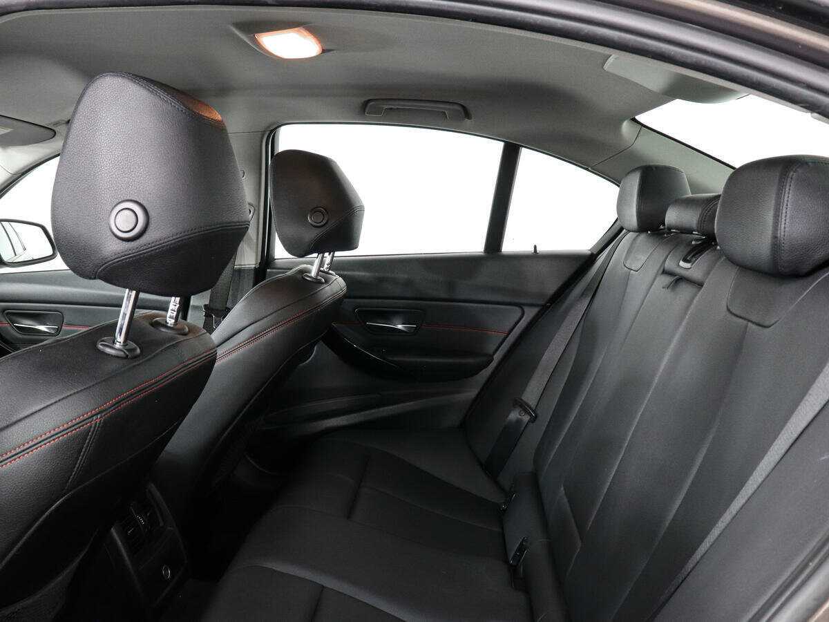 BMW 3 серии с пробегом — 2013 год. Фото: #14