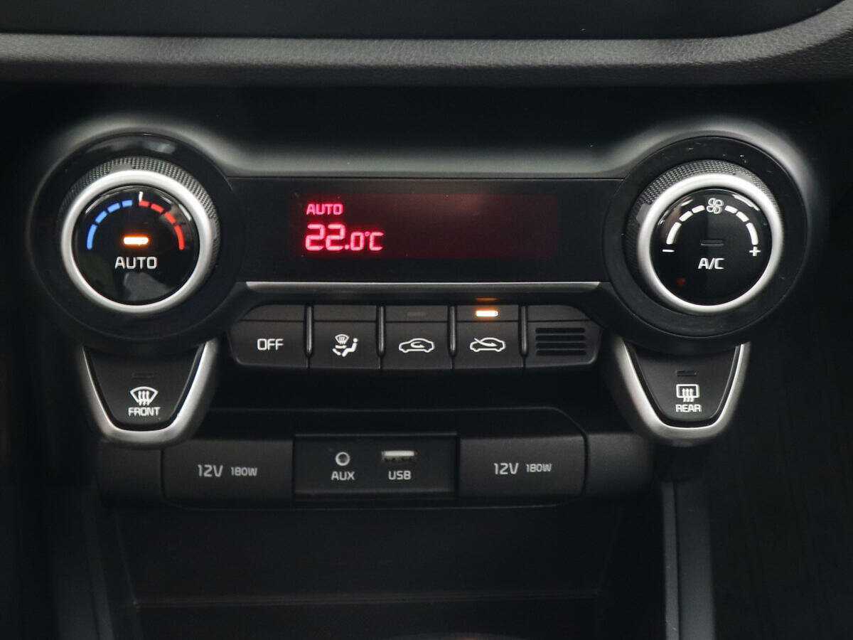 Kia Rio с пробегом — 2019 год. Фото: #14