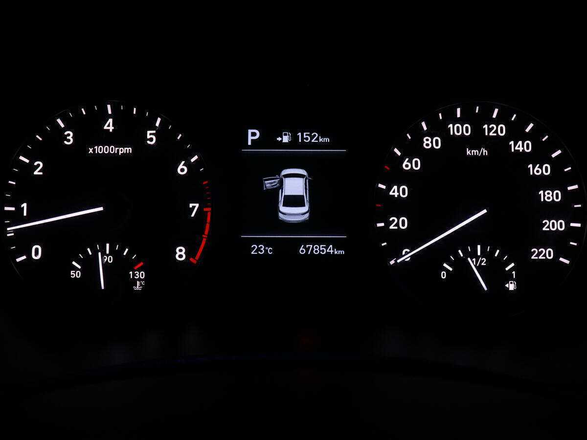 Hyundai Solaris с пробегом — 2019 год. Фото: #10