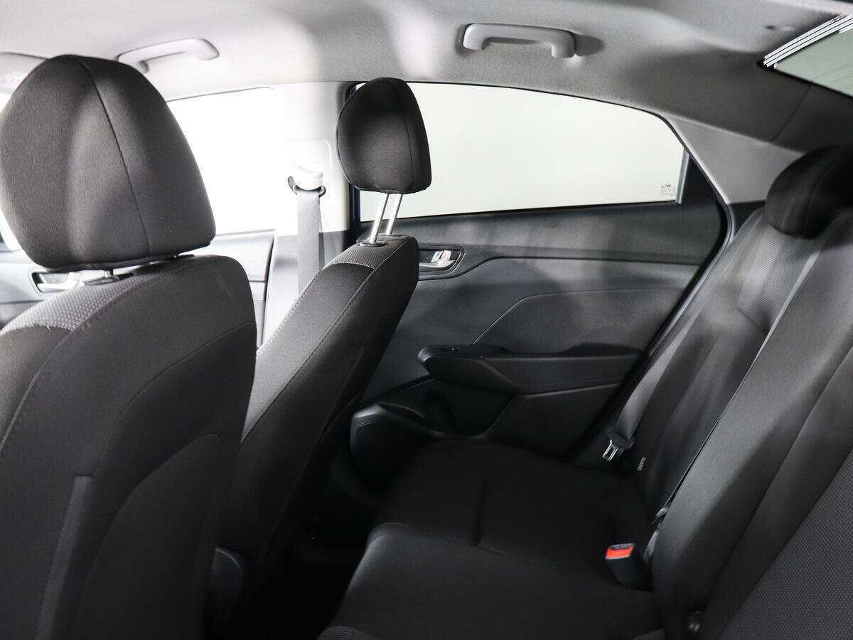 Hyundai Solaris с пробегом — 2019 год. Фото: #11