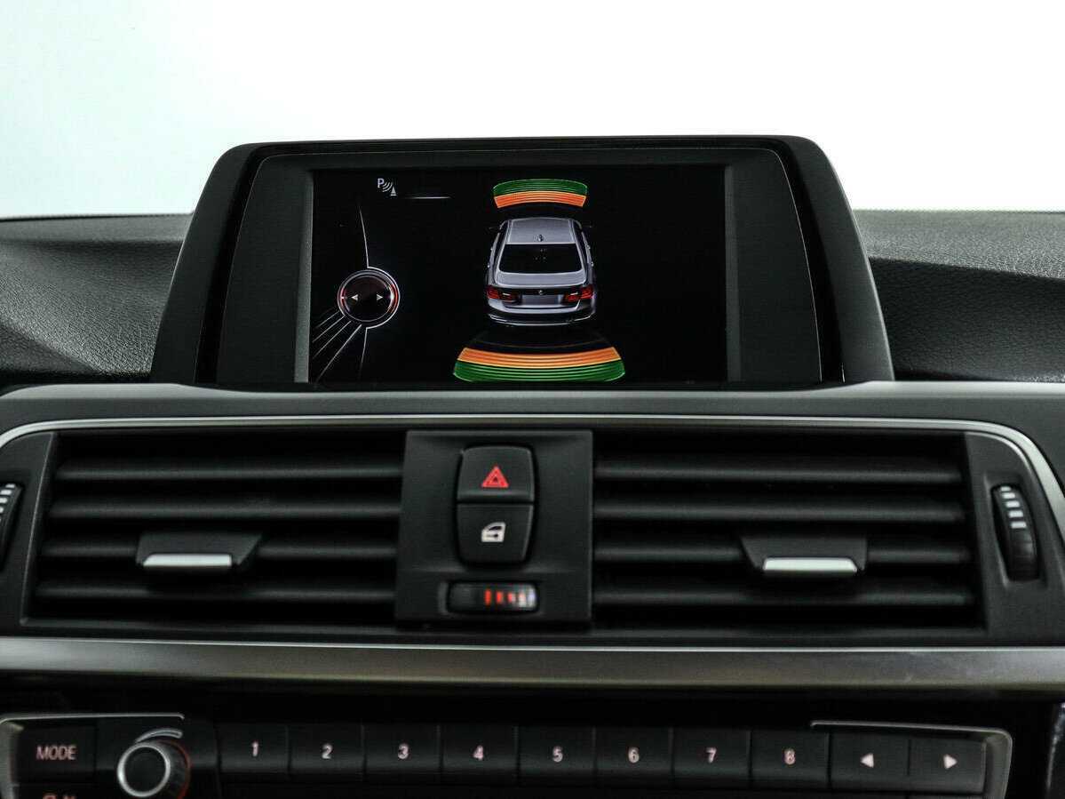 BMW 3 серии с пробегом — 2016 год. Фото: #15