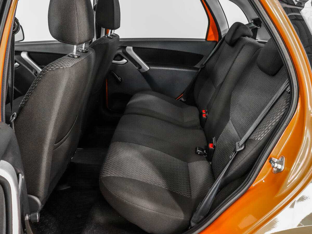 Lada (ВАЗ) Kalina с пробегом — 2018 год. Фото: #9