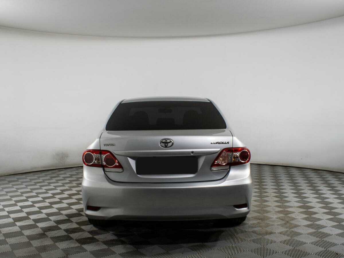 Toyota Corolla с пробегом — 2012 год. Фото: #5