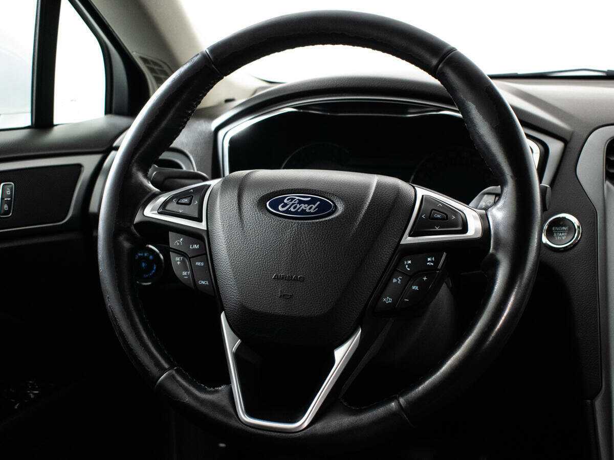 Ford Mondeo с пробегом — 2015 год. Фото: #13