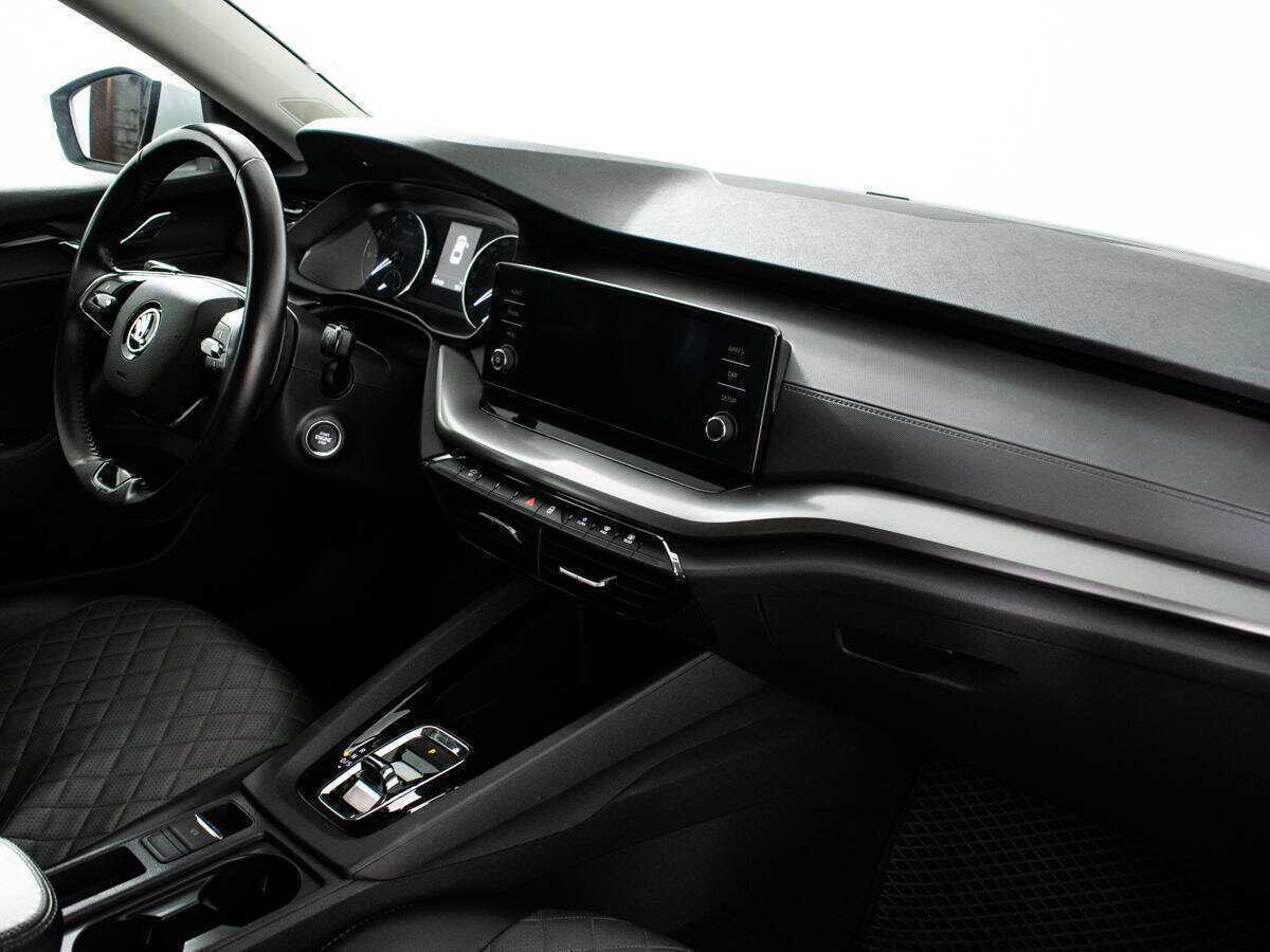 Skoda Octavia с пробегом — 2021 год. Фото: #8