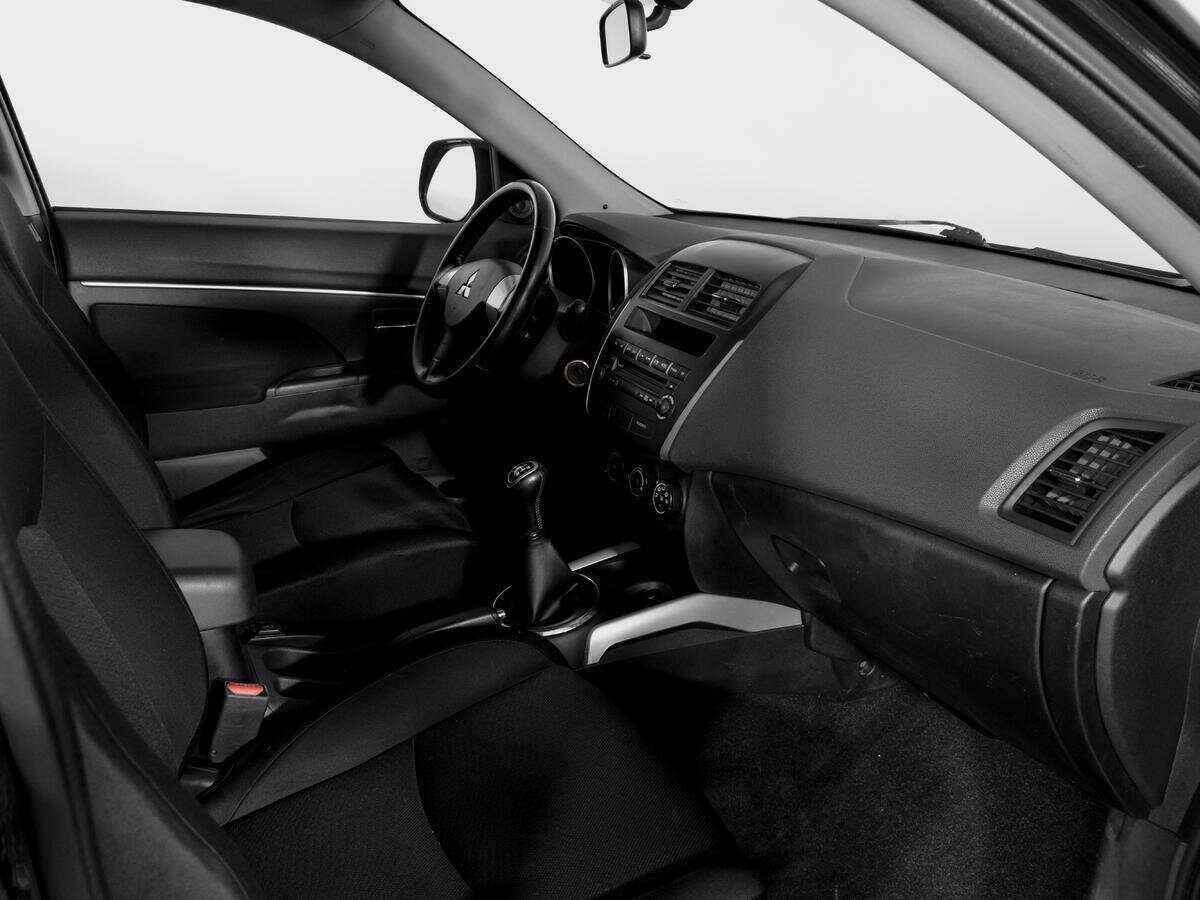 Mitsubishi ASX с пробегом — 2012 год. Фото: #8