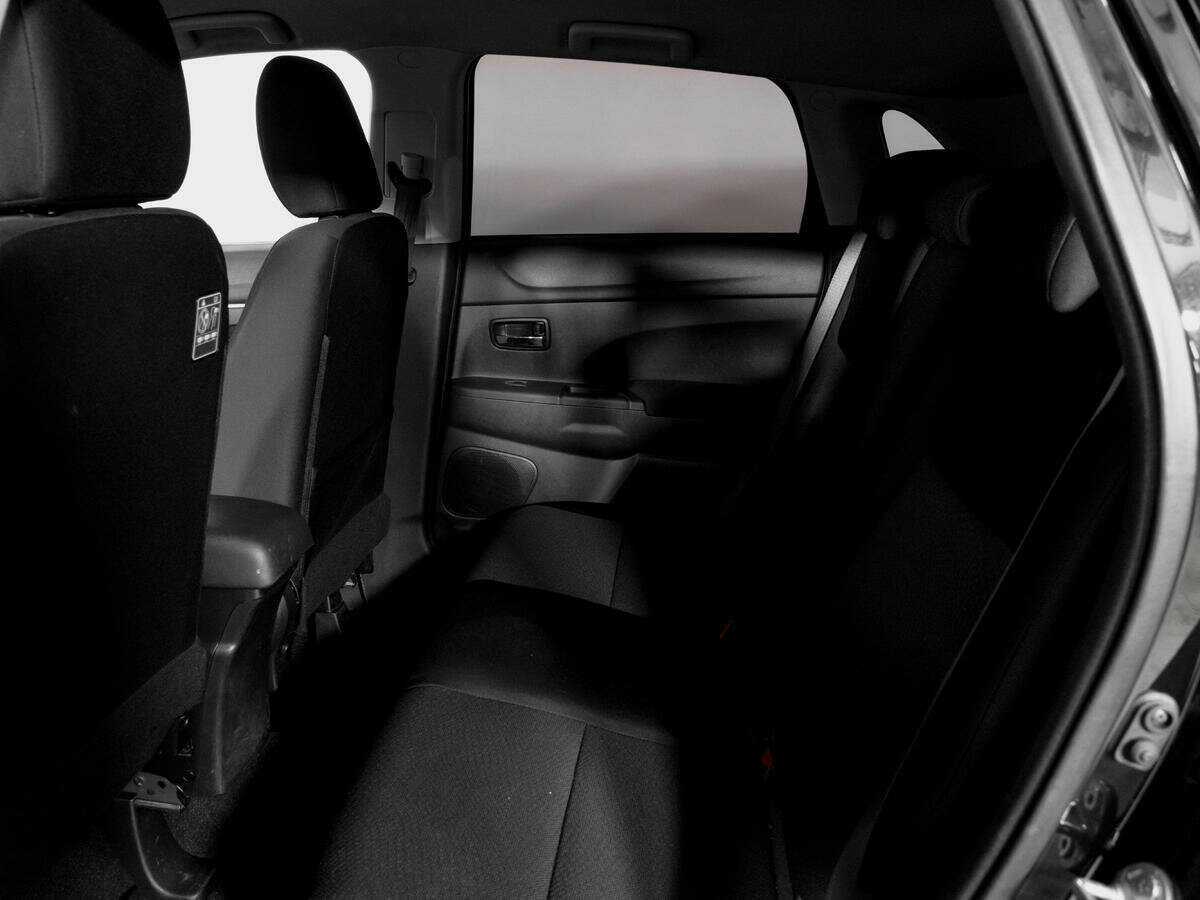 Mitsubishi ASX с пробегом — 2012 год. Фото: #9