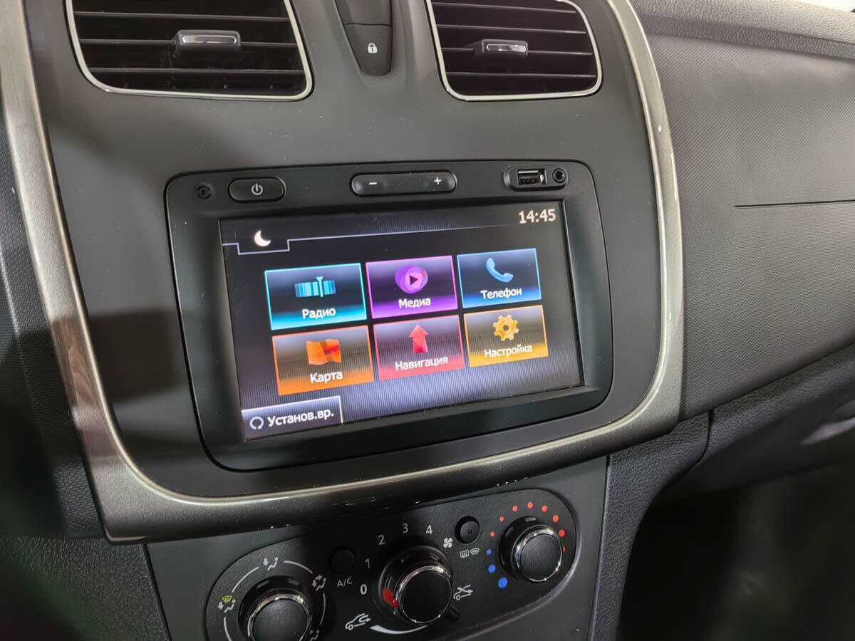 Renault Logan с пробегом — 2020 год. Фото: #16