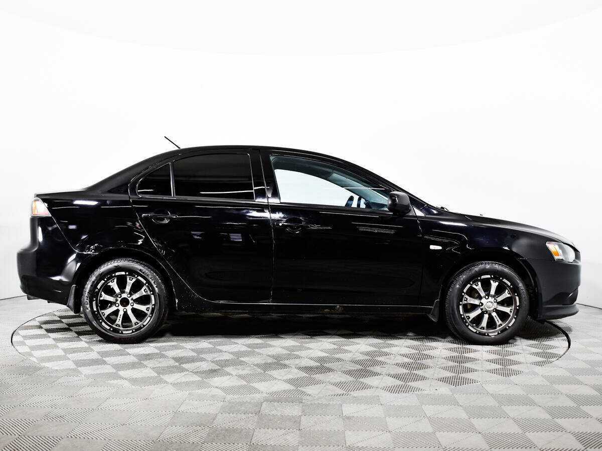 Mitsubishi Lancer с пробегом — 2012 год. Фото: #3