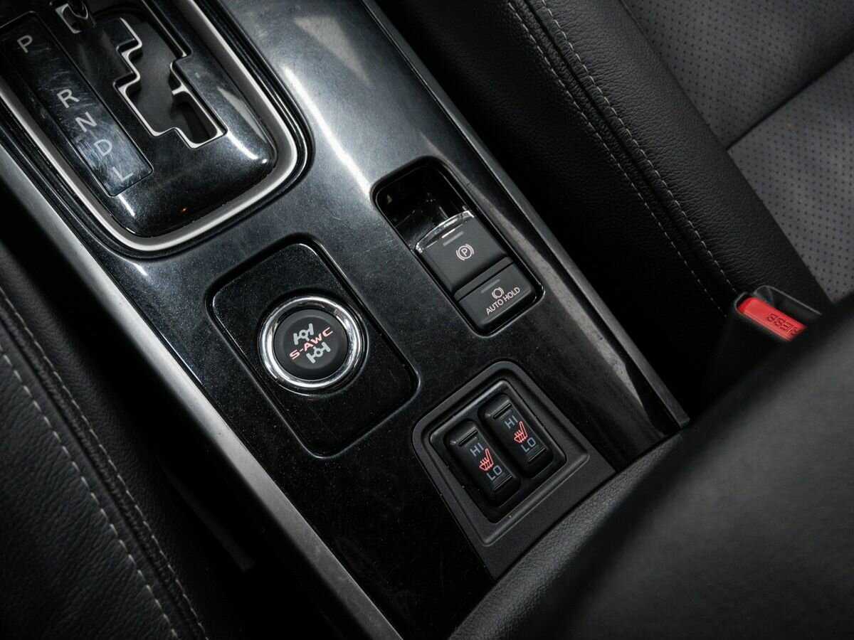 Mitsubishi Outlander с пробегом — 2018 год. Фото: #19