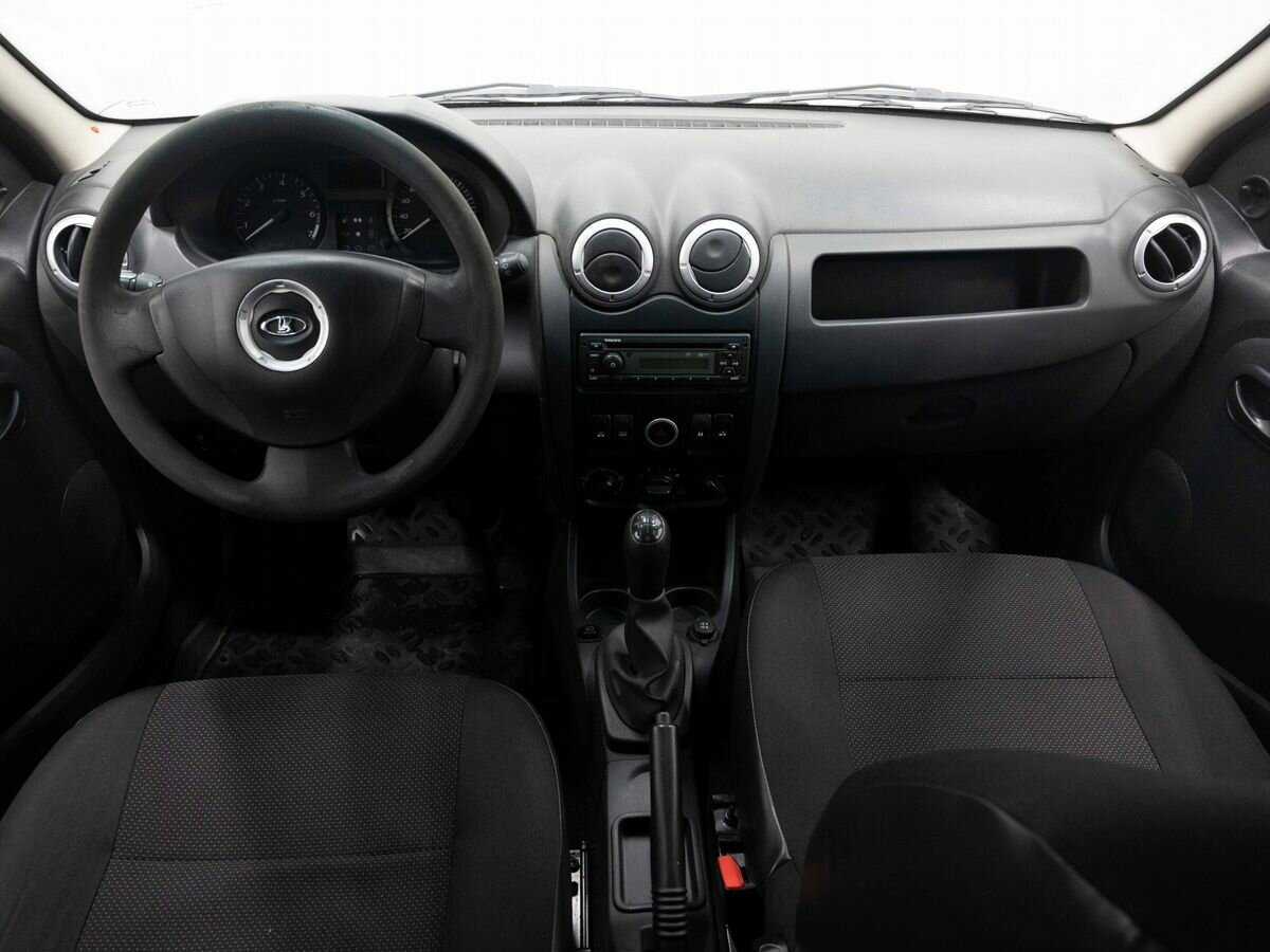 Lada (ВАЗ) Largus с пробегом — 2014 год. Фото: #12