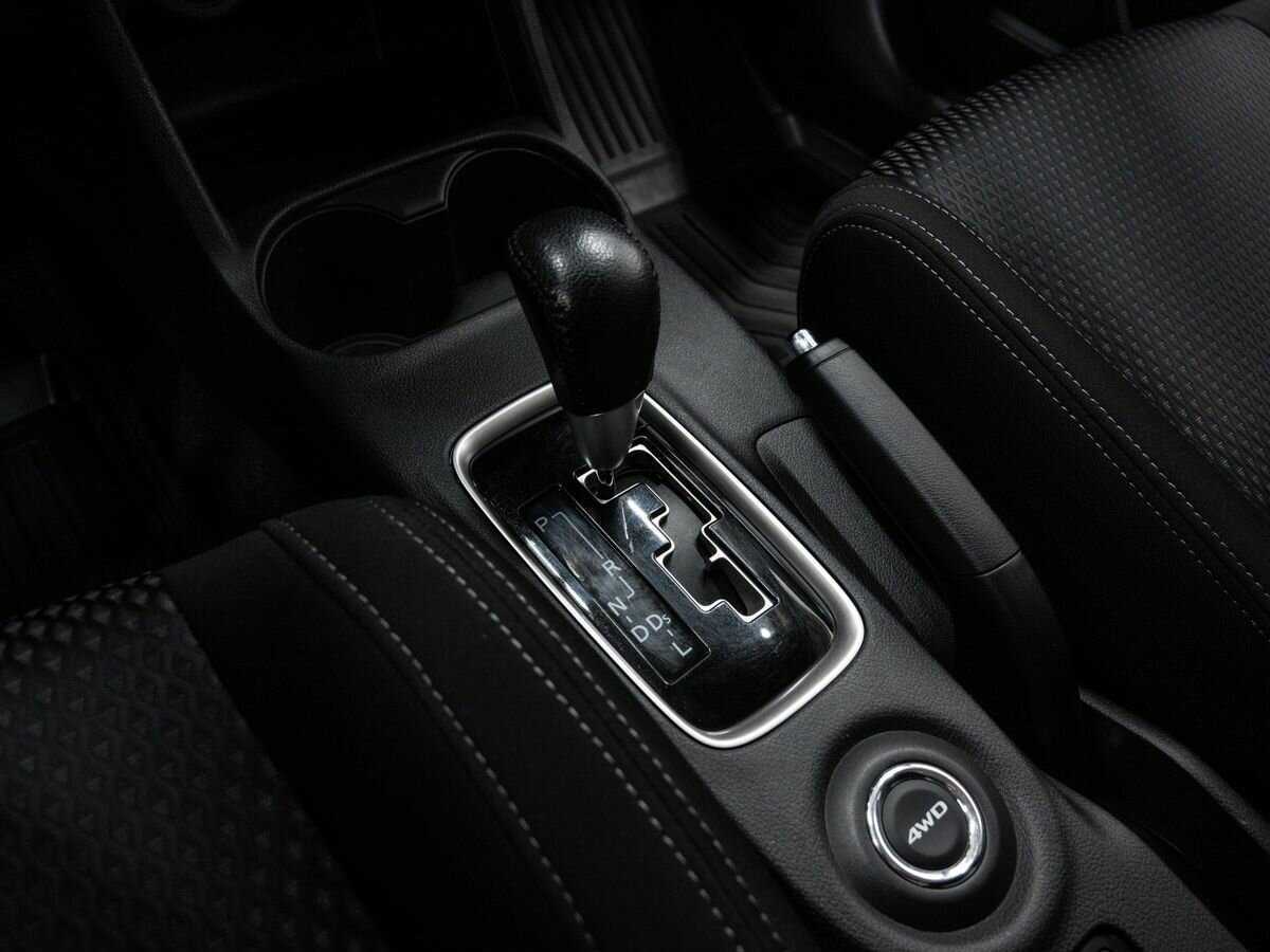 Mitsubishi Outlander с пробегом — 2016 год. Фото: #18