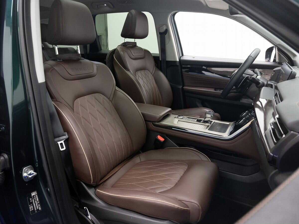 EXEED VX с пробегом — 2022 год. Фото: #13