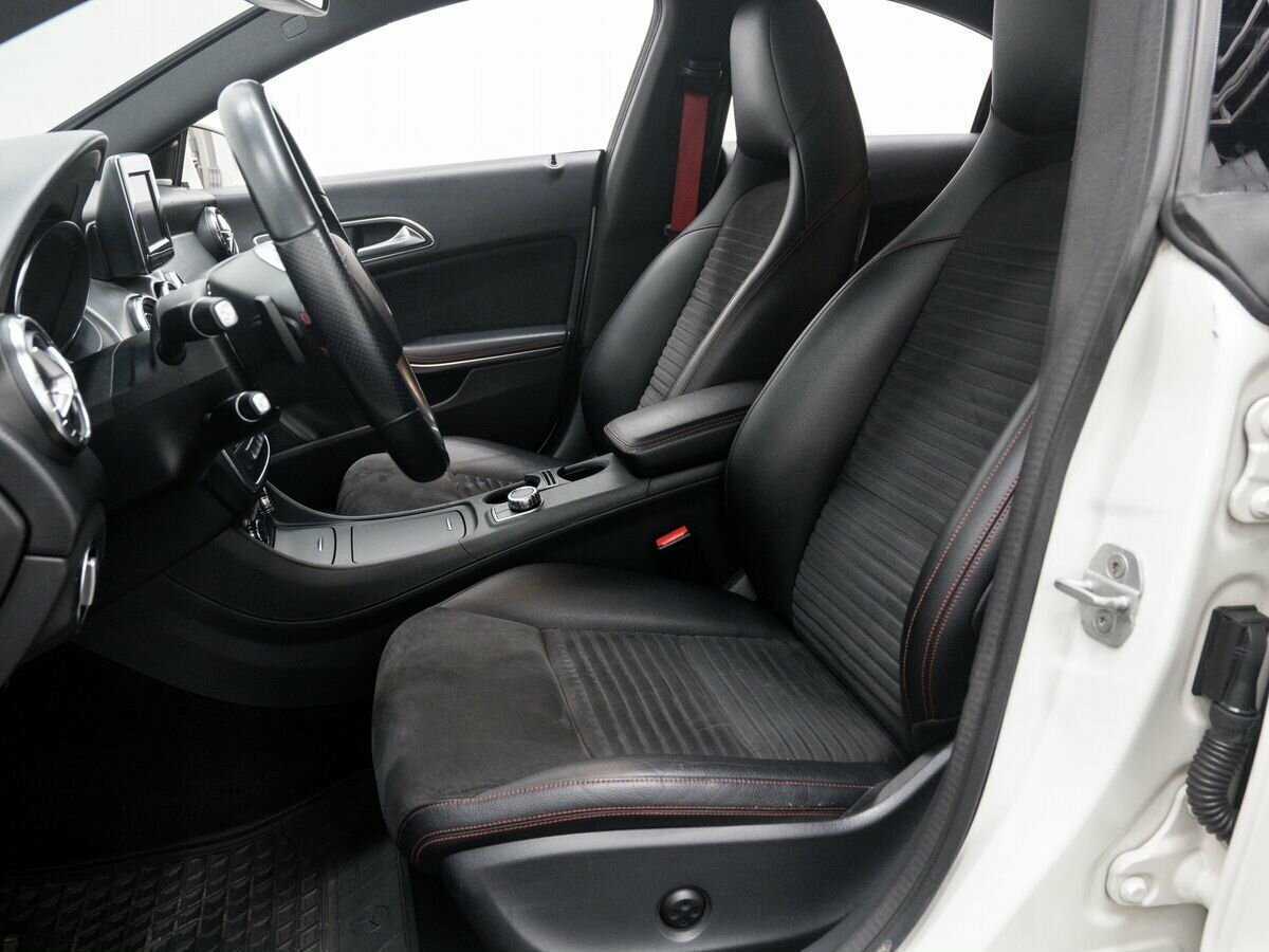 Mercedes-Benz CLA с пробегом — 2014 год. Фото: #13