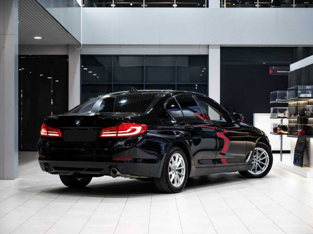 BMW 5 серии с пробегом — 2017 год. Фото: #4