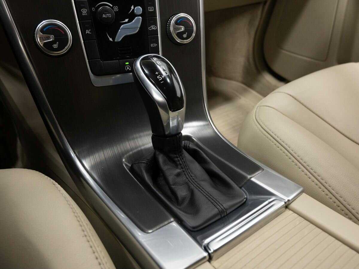 Volvo XC60 с пробегом — 2014 год. Фото: #22