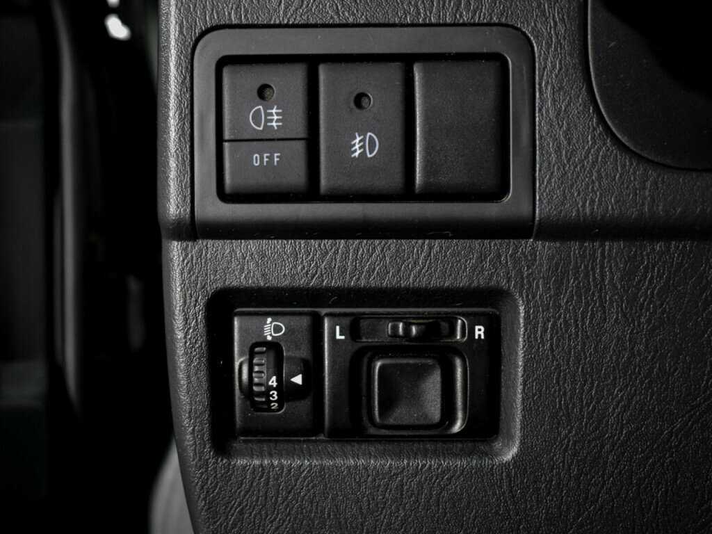 Suzuki Jimny с пробегом — 2014 год. Фото: #9