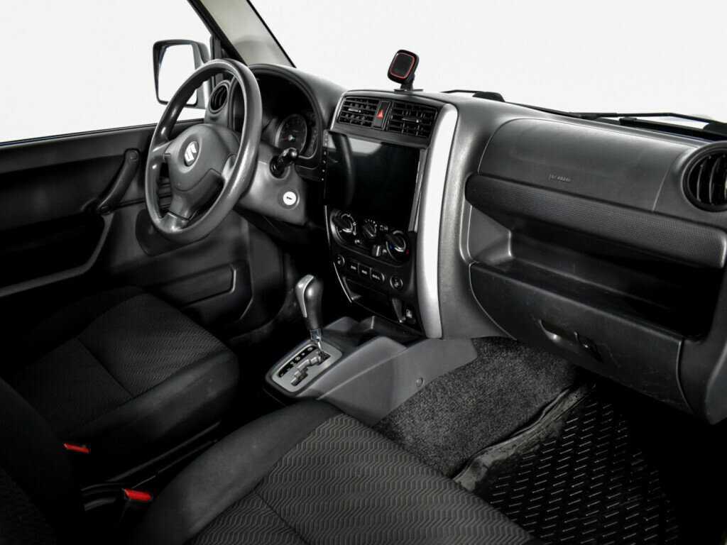 Suzuki Jimny с пробегом — 2014 год. Фото: #11