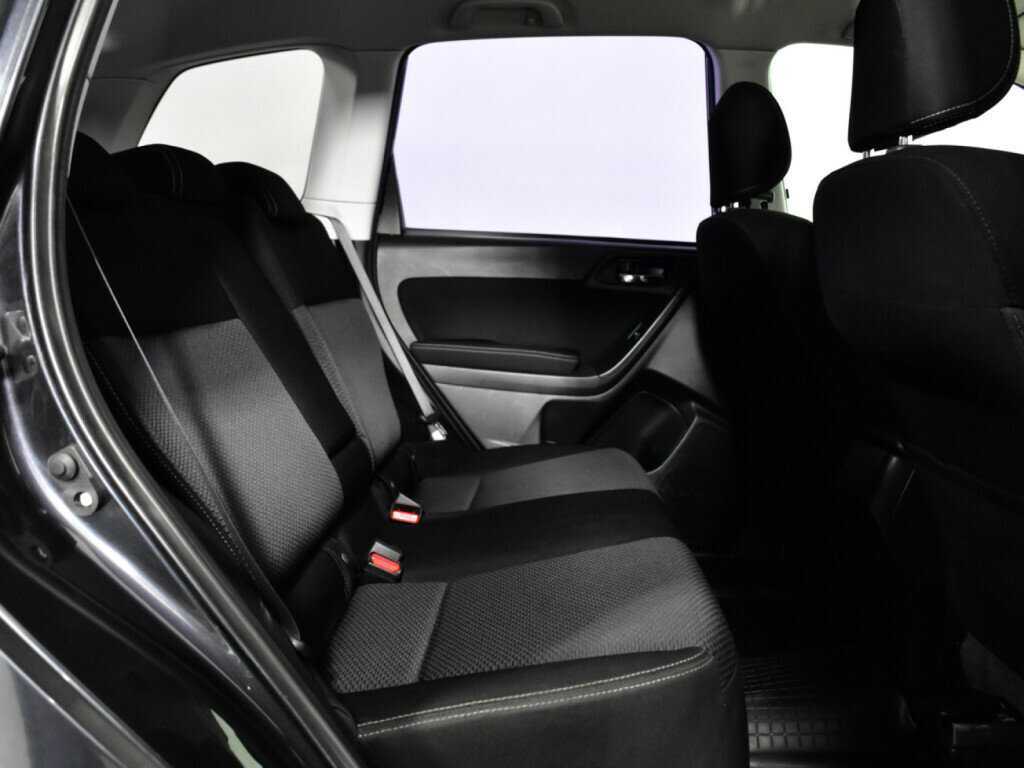 Subaru Forester с пробегом — 2012 год. Фото: #9