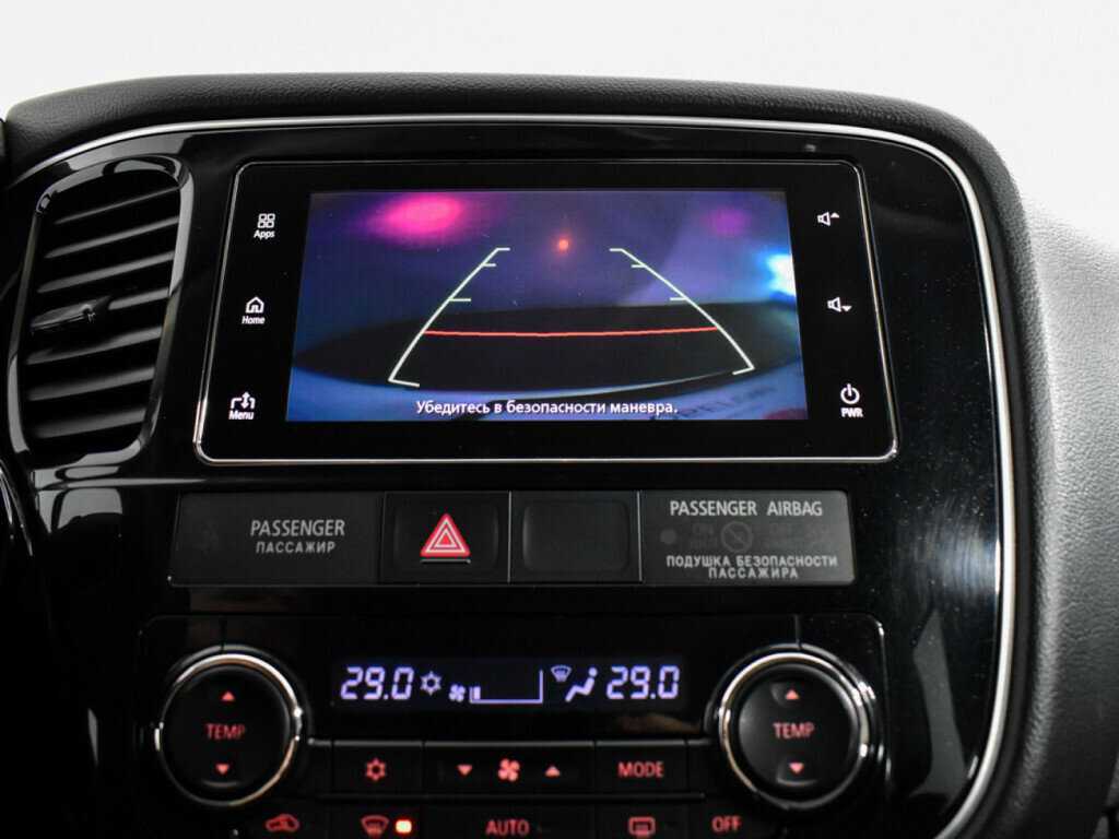 Mitsubishi Outlander с пробегом — 2017 год. Фото: #16