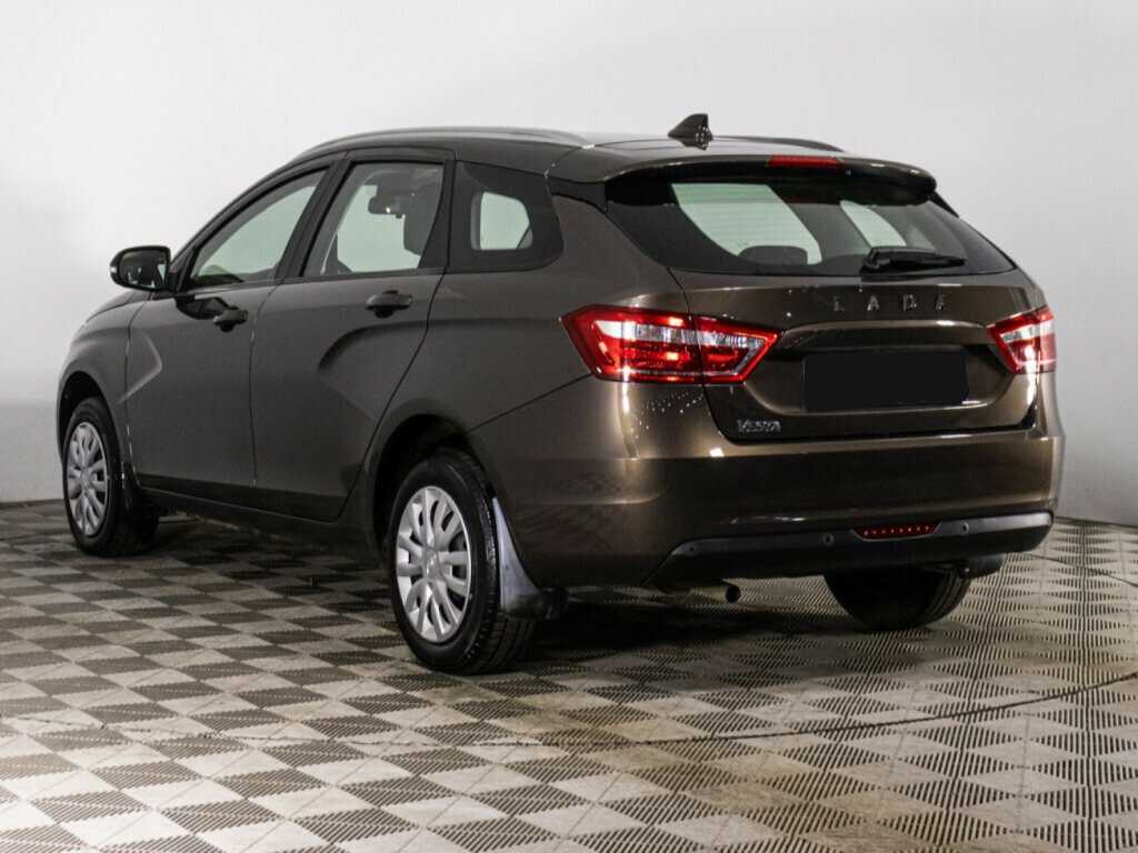 Lada (ВАЗ) Vesta с пробегом — 2021 год. Фото: #6