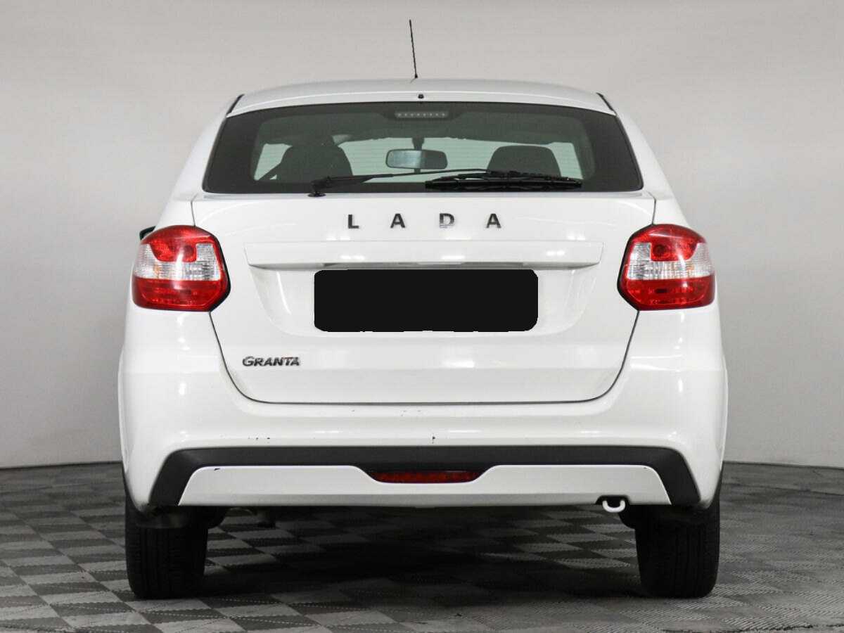 Lada (ВАЗ) Granta с пробегом — 2018 год. Фото: #5
