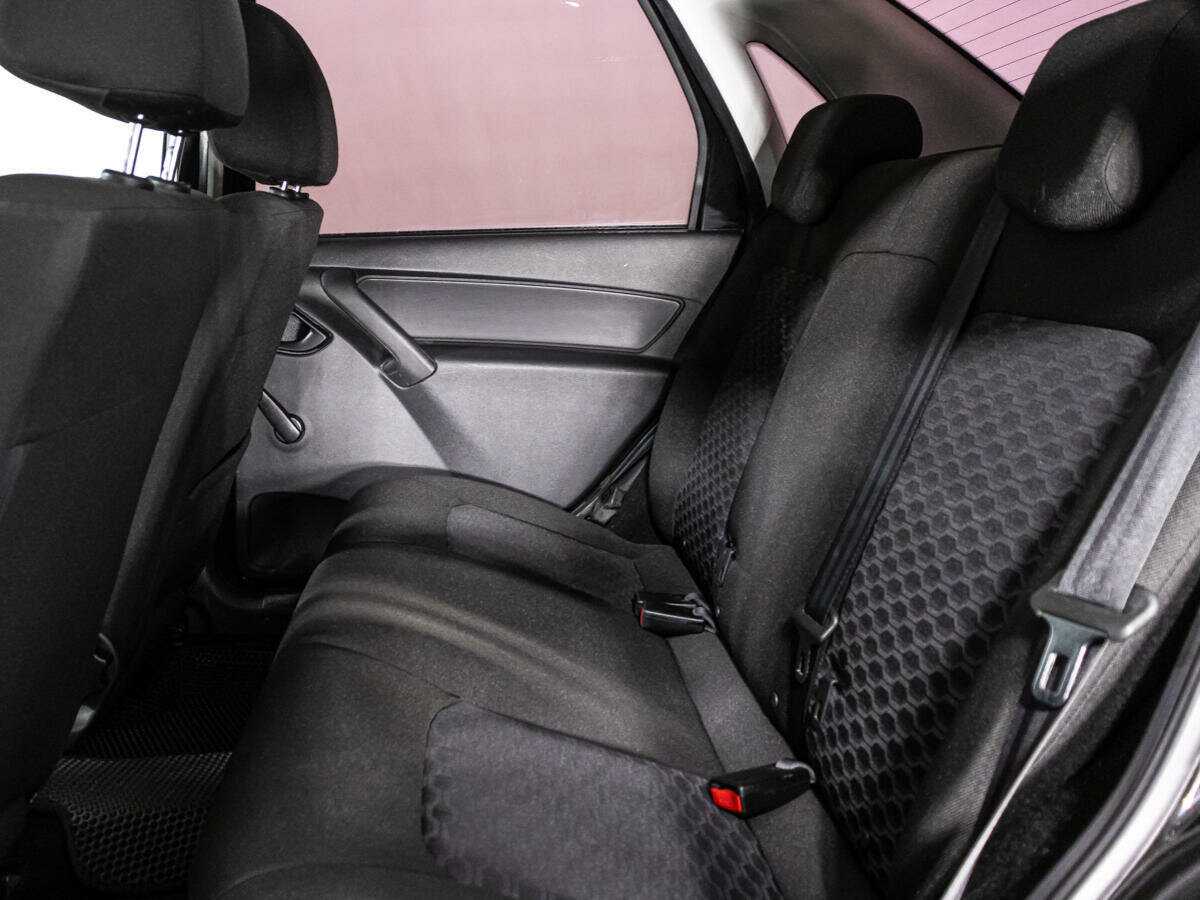 Lada (ВАЗ) Granta с пробегом — 2019 год. Фото: #9