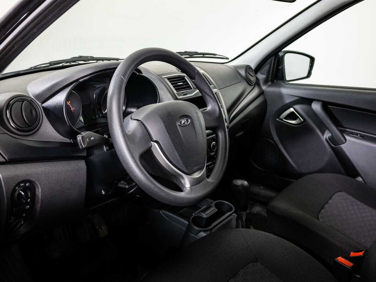 Lada (ВАЗ) Granta с пробегом — 2022 год. Фото: #10