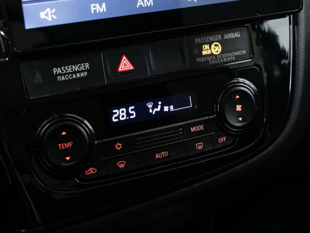 Mitsubishi Outlander с пробегом — 2017 год. Фото: #15