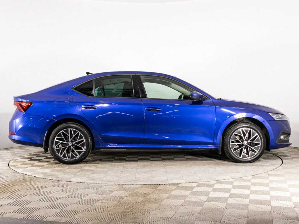 Skoda Octavia с пробегом — 2021 год. Фото: #3