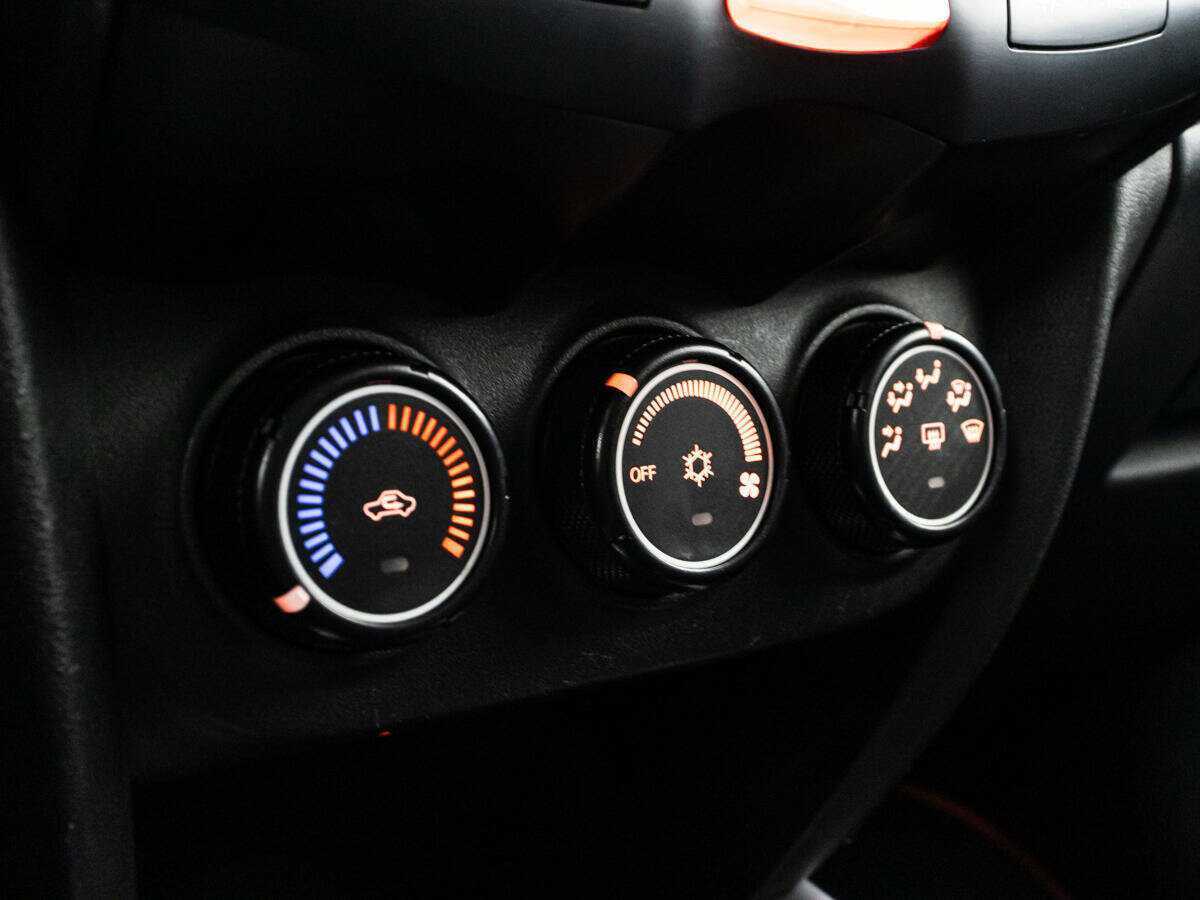 Mitsubishi ASX с пробегом — 2012 год. Фото: #14