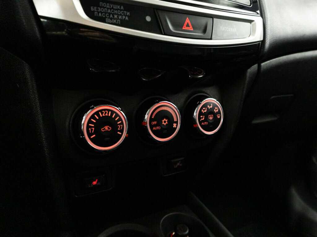 Mitsubishi ASX с пробегом — 2014 год. Фото: #15