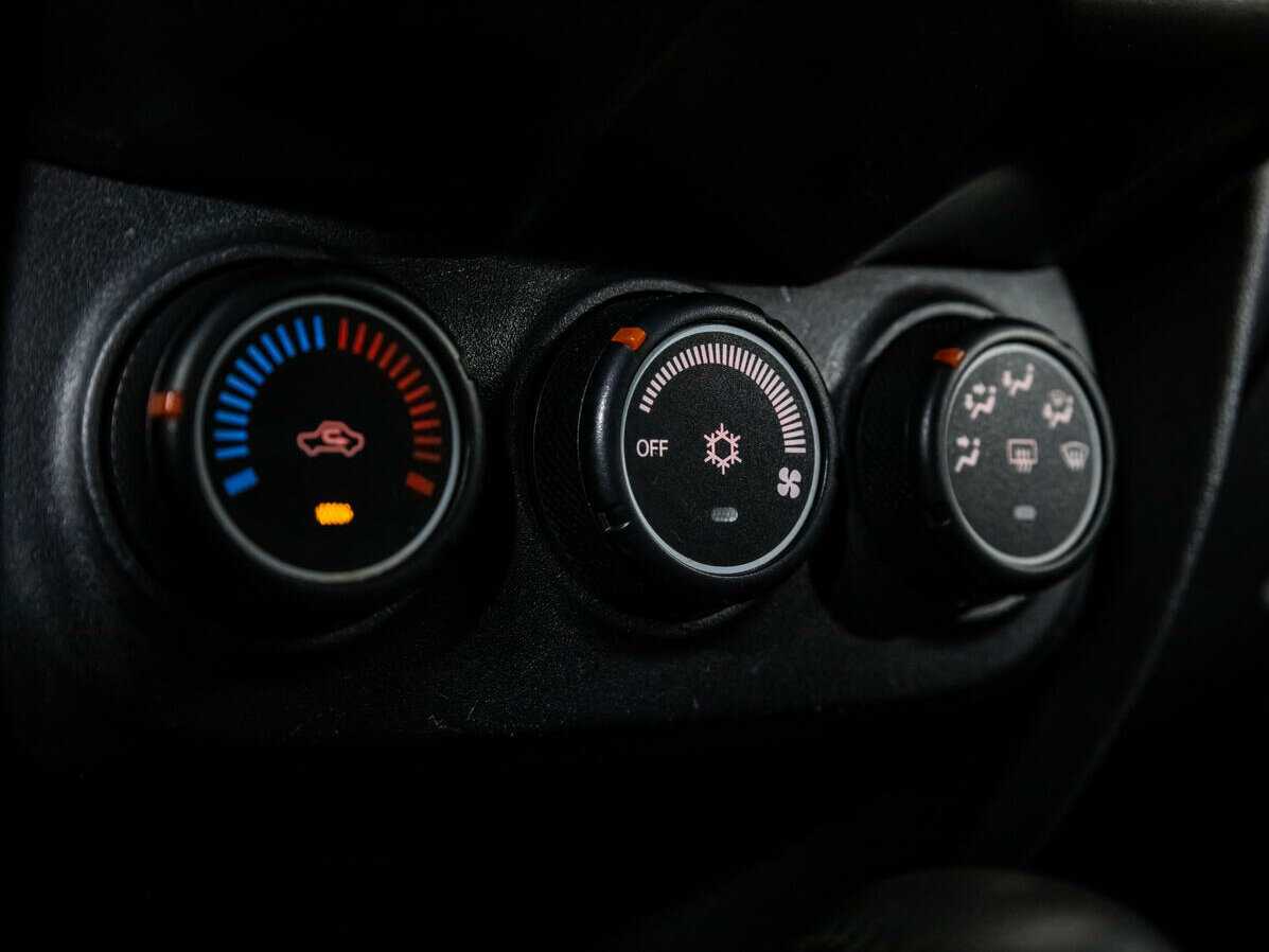 Mitsubishi ASX с пробегом — 2012 год. Фото: #14