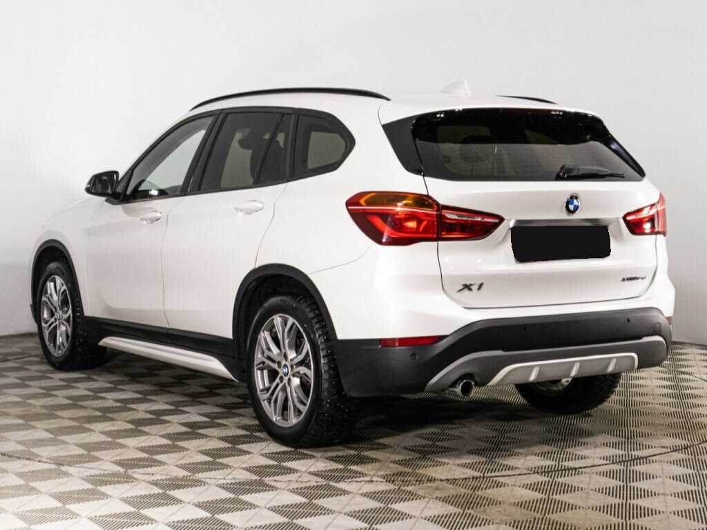 BMW X1 с пробегом — 2018 год. Фото: #6