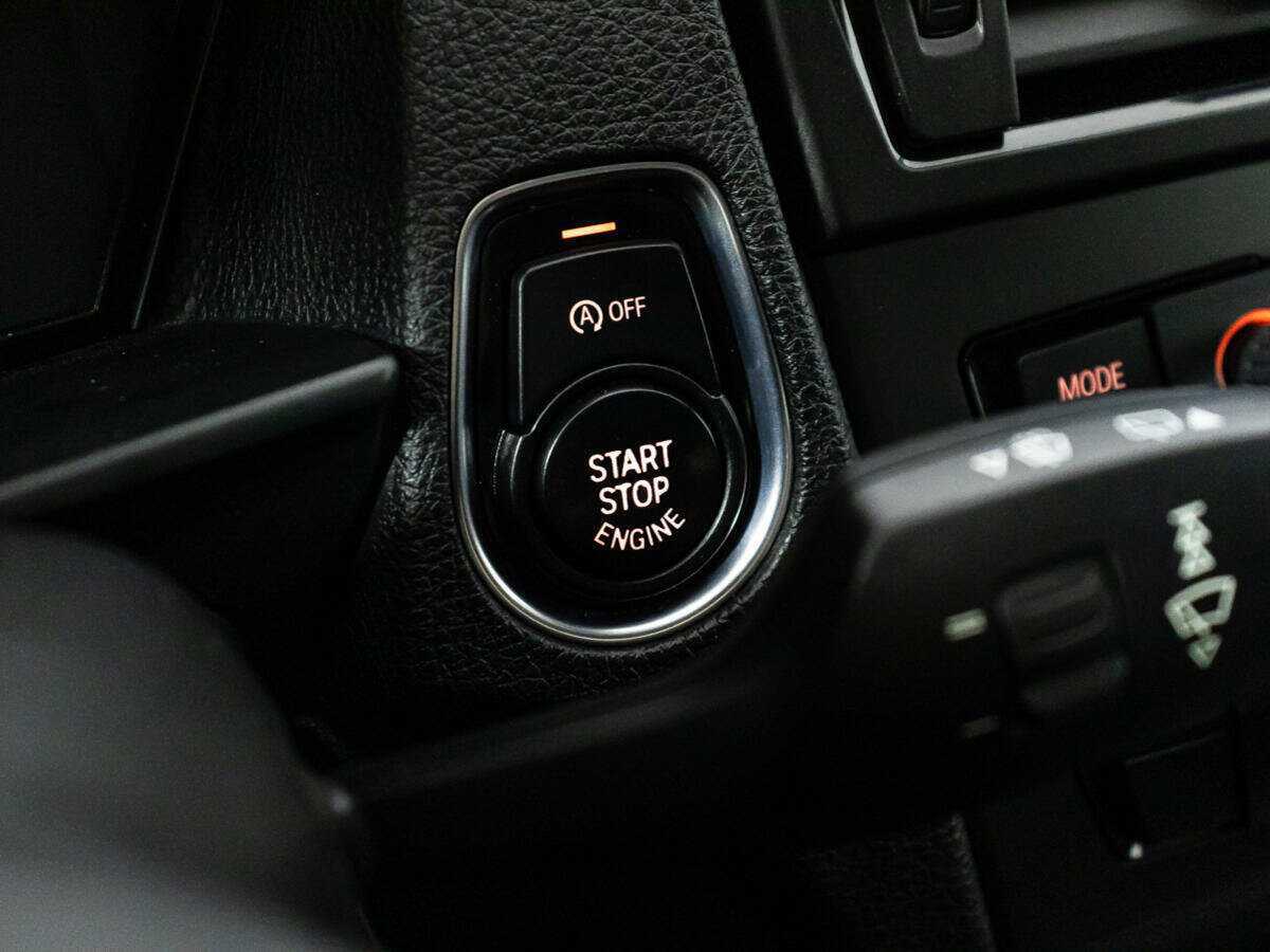 BMW 1 серии с пробегом — 2012 год. Фото: #17