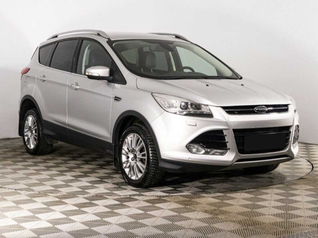 Ford Kuga с пробегом — 2014 год. Фото: #2