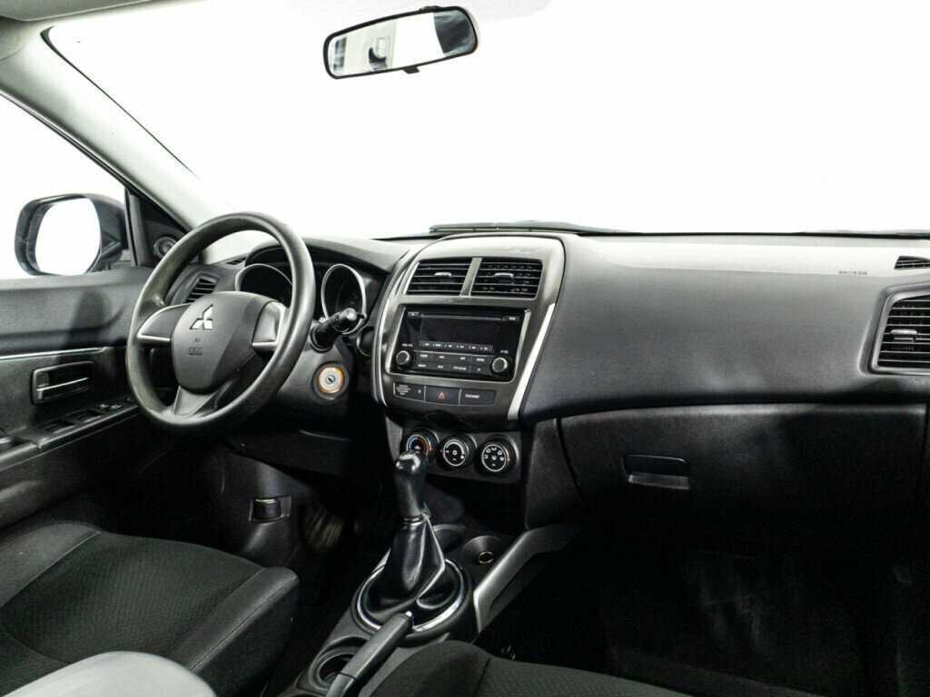 Mitsubishi ASX с пробегом — 2013 год. Фото: #8