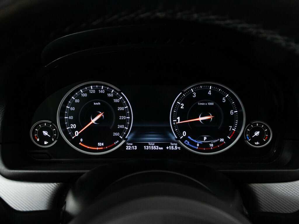 BMW 5 серии с пробегом — 2016 год. Фото: #11